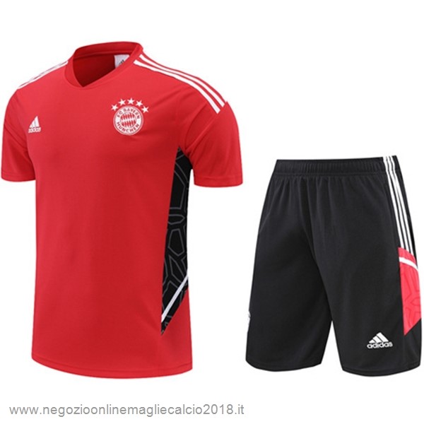 Formazione Set Completo Bayern München 2022/23 Rosso I Nero