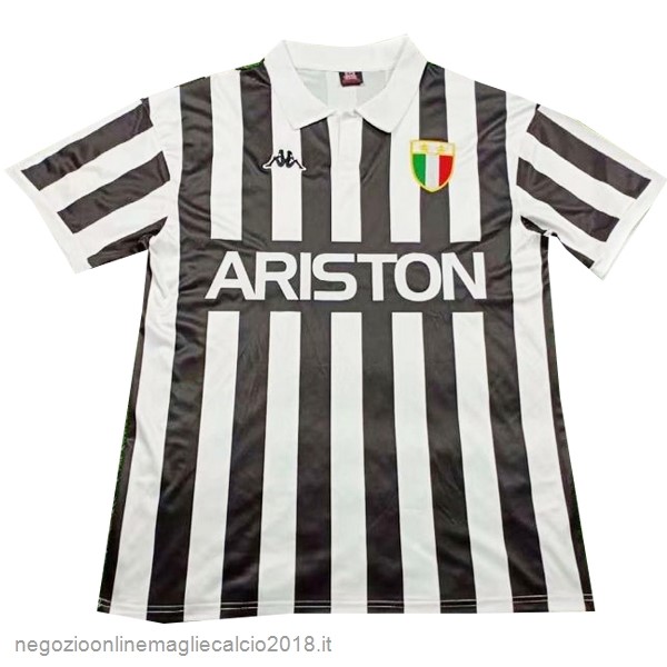 Home Online Maglie Calcio Juventus Retro 1984 Nero Bianco