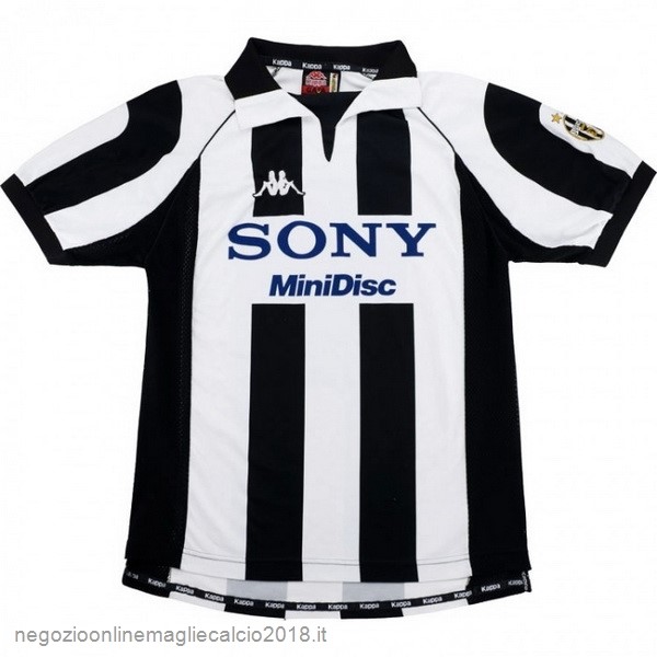 Home Online Maglie Calcio Juventus Retro 1997 1998 Nero Bianco
